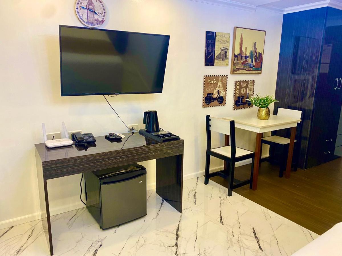 Makati Isabela Luxury Apartment Manila Exterior photo