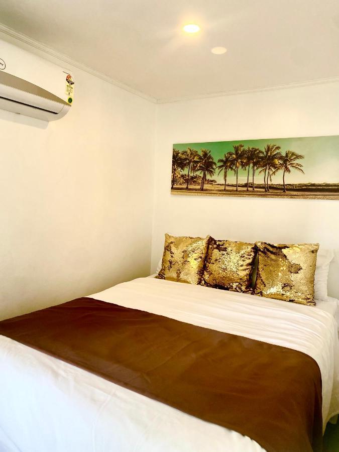 Makati Isabela Luxury Apartment Manila Exterior photo