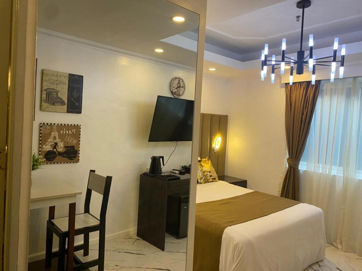 Makati Isabela Luxury Apartment Manila Exterior photo