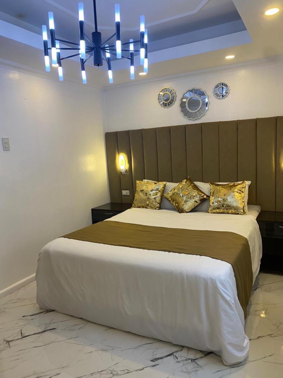 Makati Isabela Luxury Apartment Manila Exterior photo